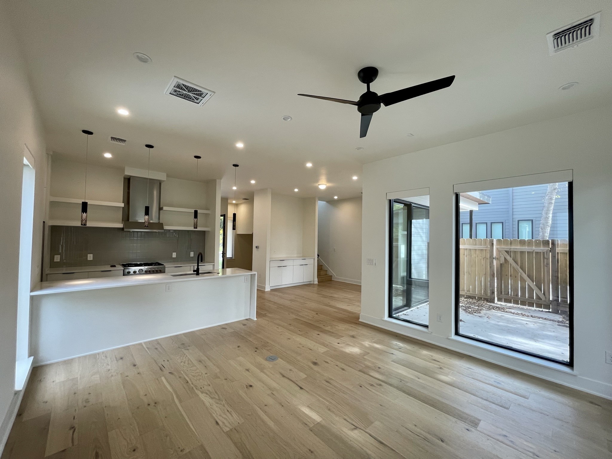 1309 Palo Duro Road, Unit 1 Austin, TX 78756 - Photo 3 of 38
