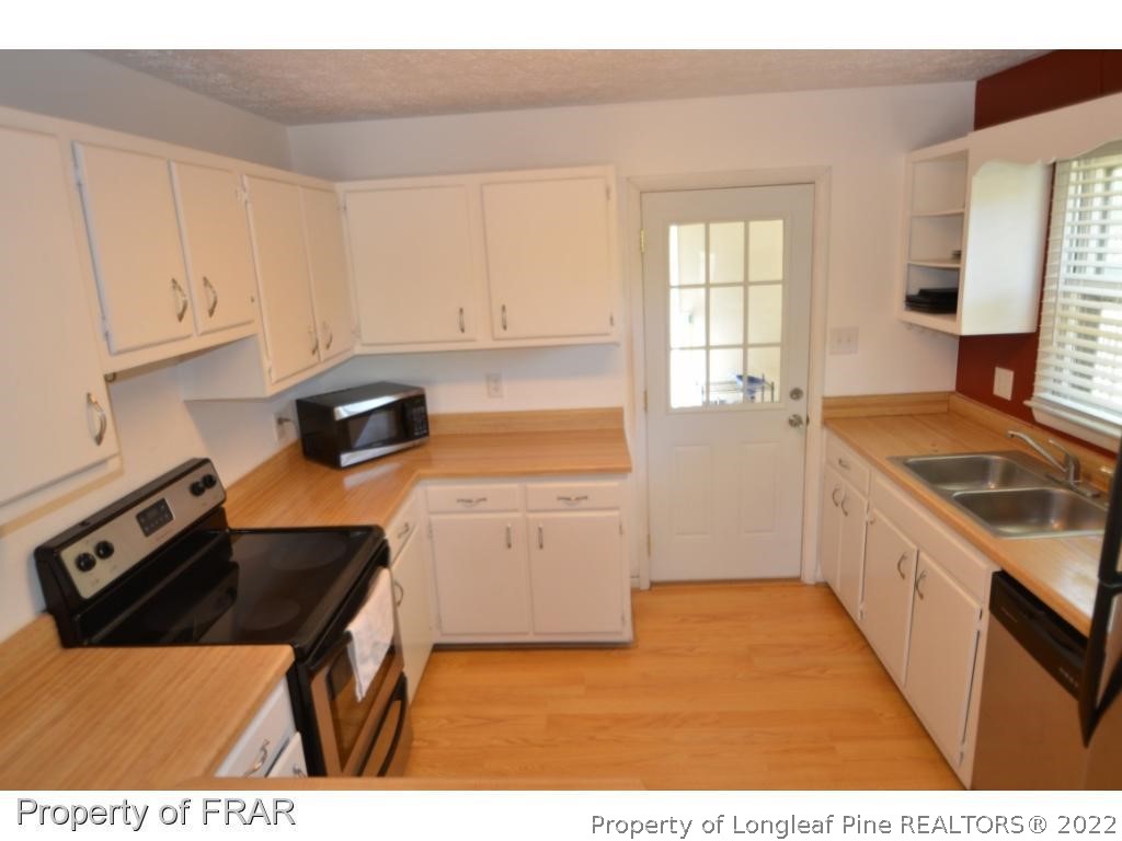 3033 Cricket Road Fayetteville, NC 28306 - Photo 11 of 23 Gallery Image 11
