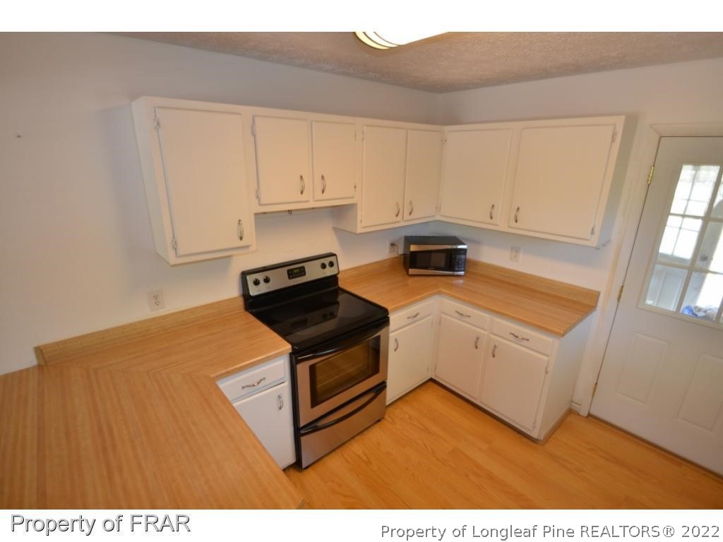 3033 Cricket Road Fayetteville, NC 28306 - Photo 12 of 23 Gallery Image 12