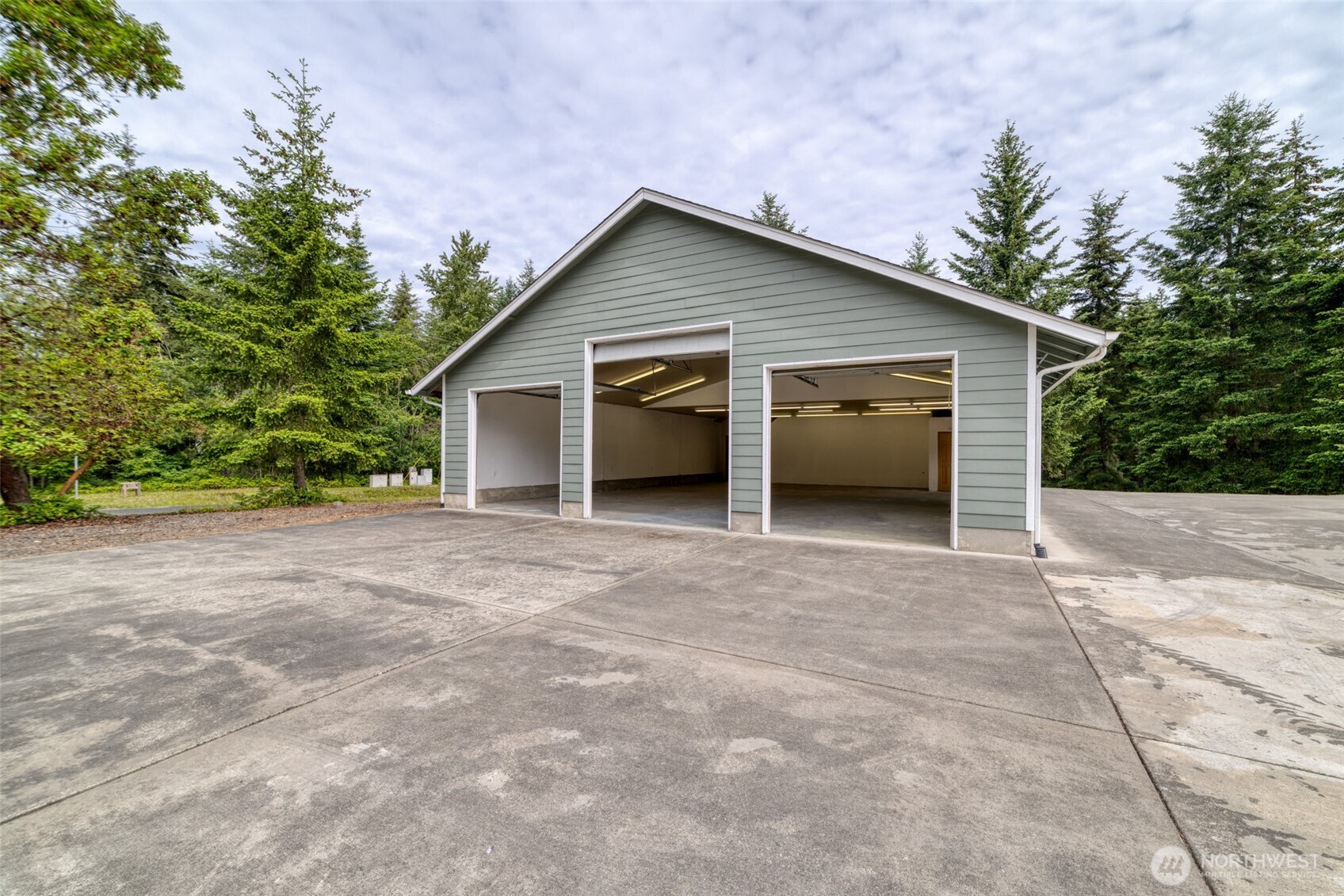 2651 O Brien Road Port Angeles, WA 98362 - Photo 21 of 35