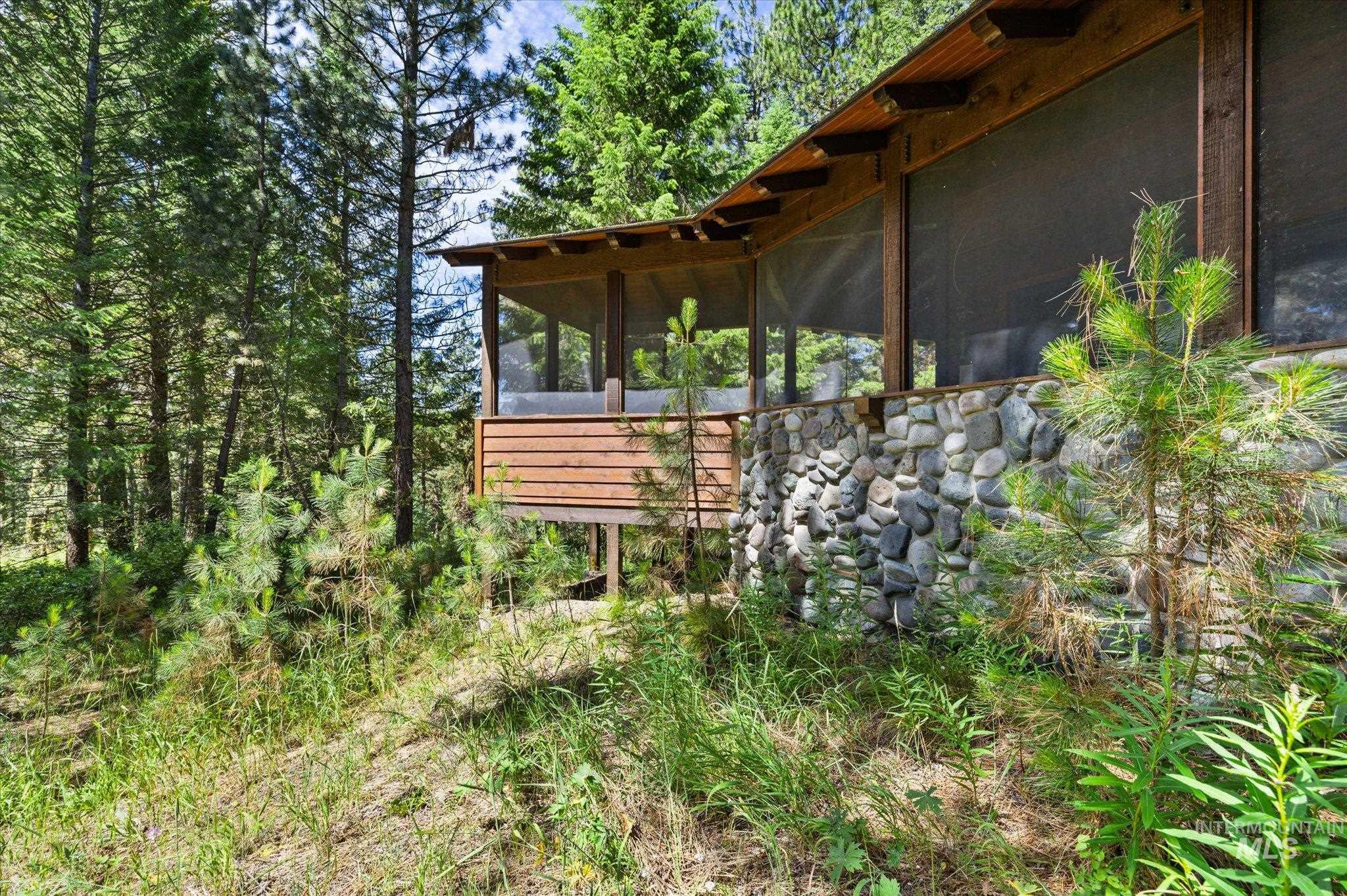 123 Wilderness Ranch Lane Cascade, ID 83611 - Photo 33 of 42