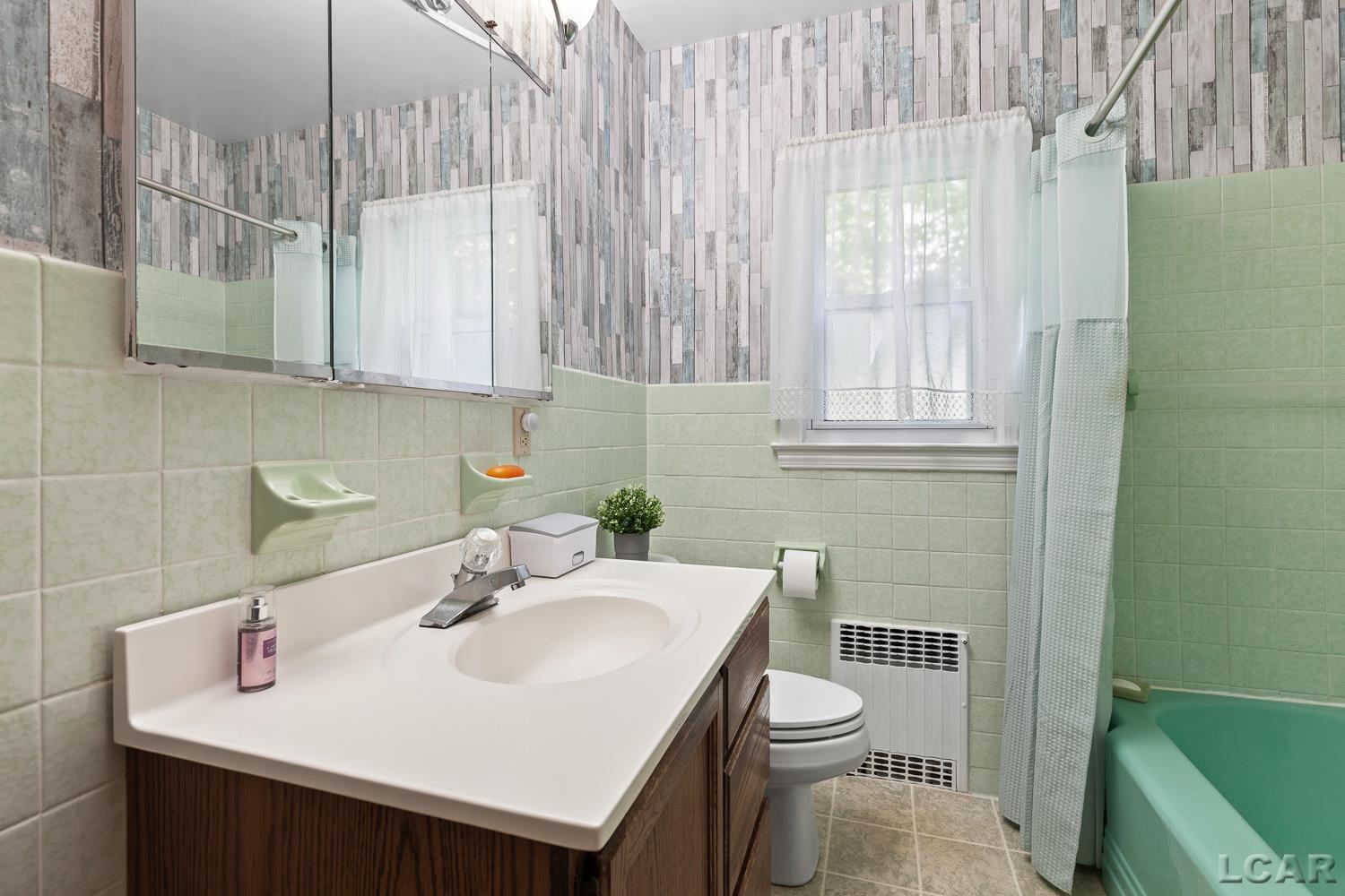 2259 Tayer Road Adrian, MI 49221 - Photo 24 of 52