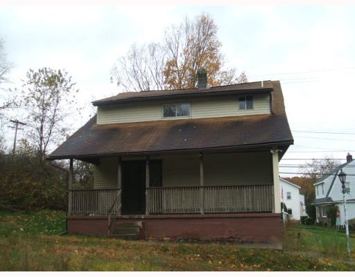 4200 New Texas Road Plum, PA 15239 - Photo 2 of 7 Exterior Back.