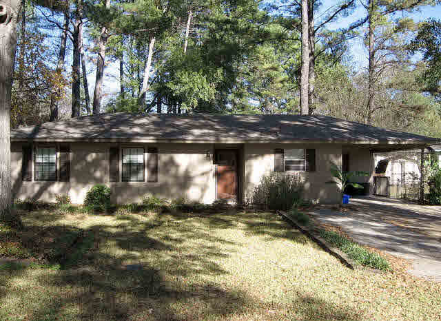 208 East Moon Street Ridgeland, MS 39157 - Photo 1 of 1 Photo 1