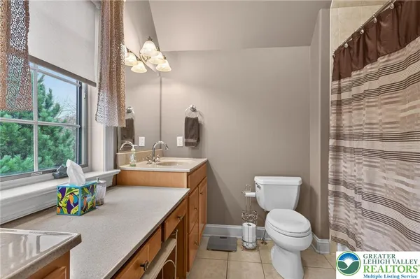 $865,000 | 45 Crest Boulevard, Easton, PA 18045