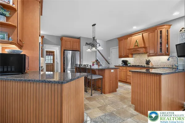 $865,000 | 45 Crest Boulevard, Easton, PA 18045