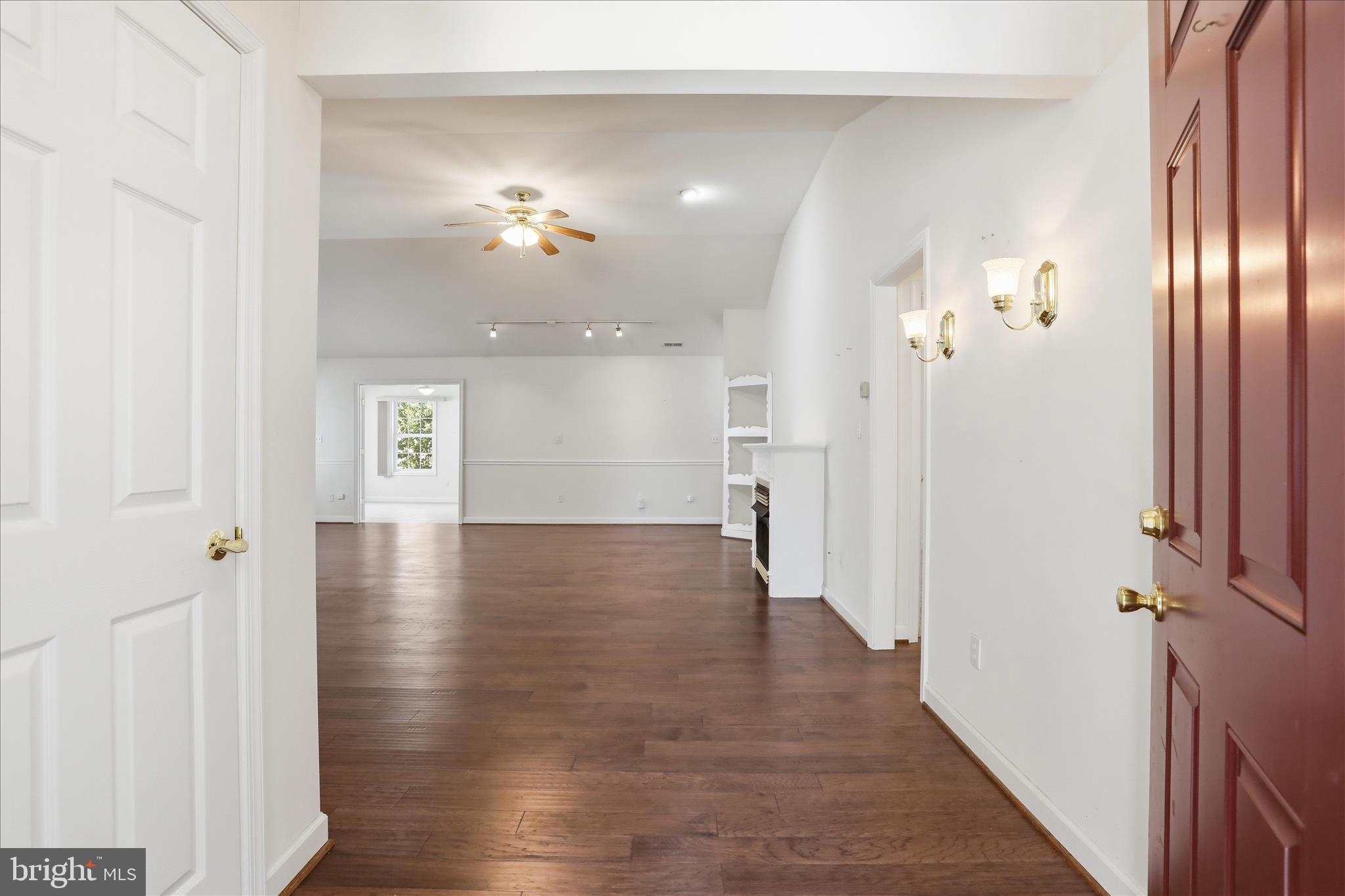 127 Spanish Oak Road Stephens City, VA 22655 - Photo 5 of 35