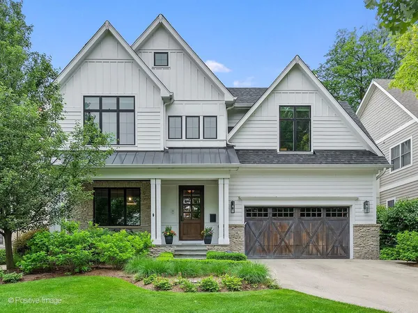 $1,949,000 | 118 Tuttle Avenue, Clarendon Hills, IL 60514