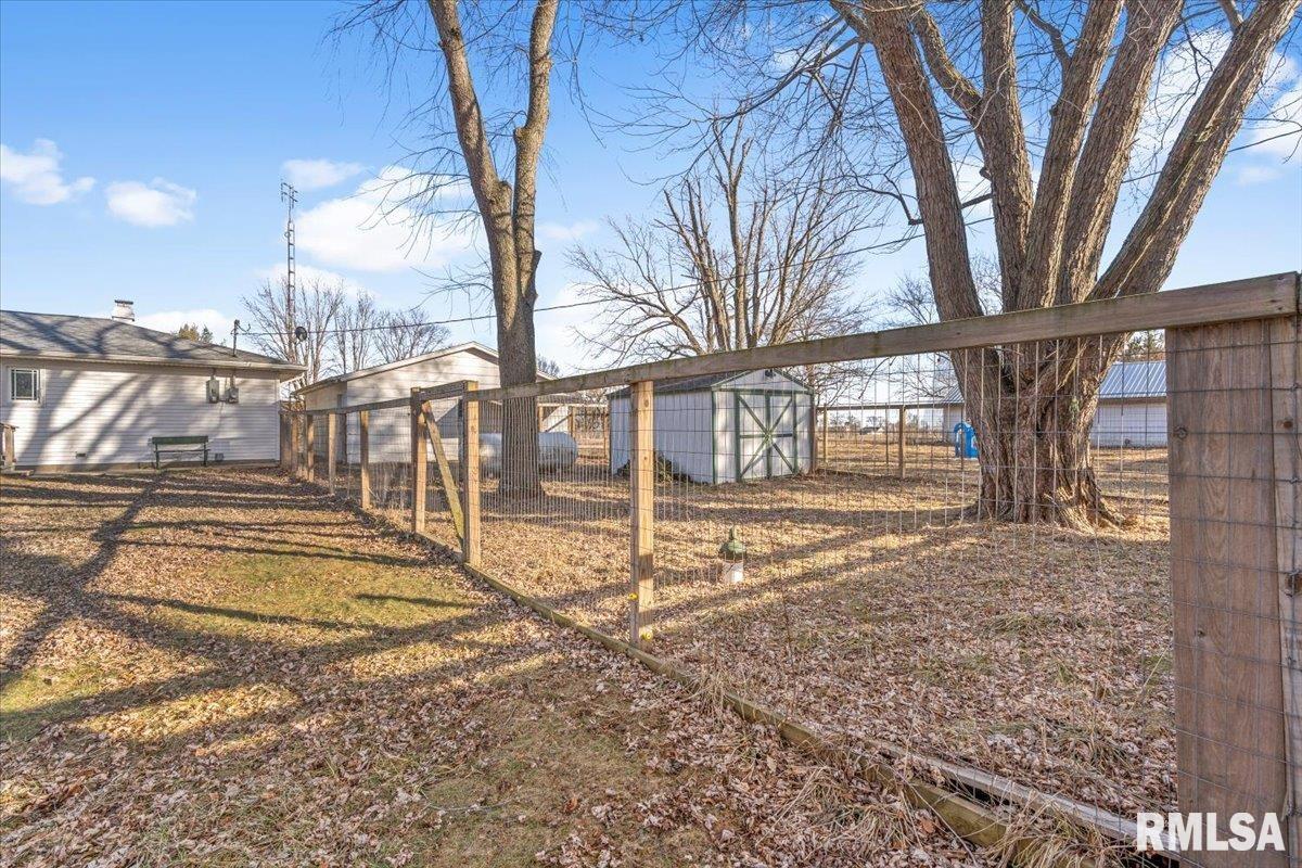 9353 Johns Creek Road Loami, IL 62661 - Photo 31 of 34