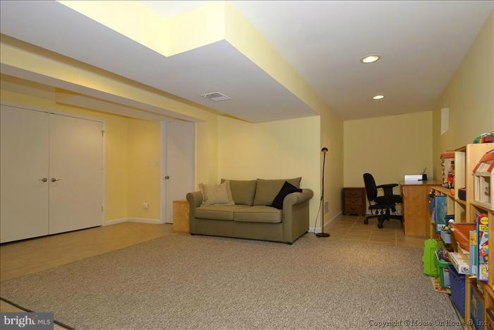 9404 Warren Street Silver Spring, MD 20910 - Photo 13 of 20 Basement