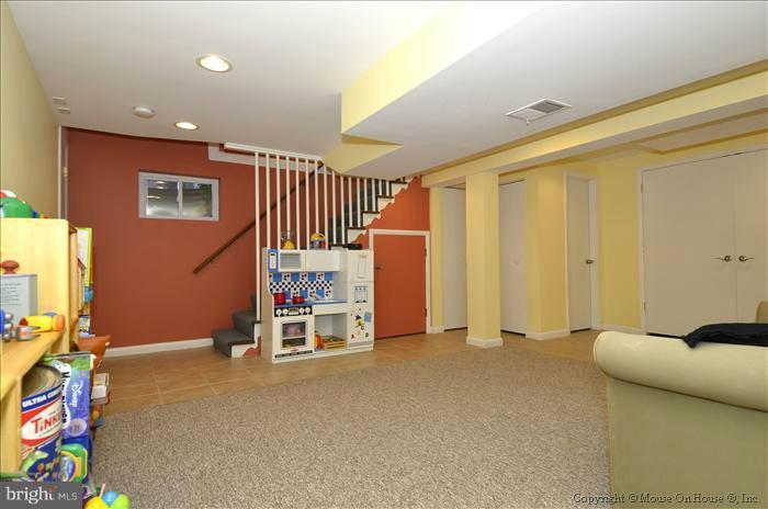 9404 Warren Street Silver Spring, MD 20910 - Photo 9 of 20 Basement