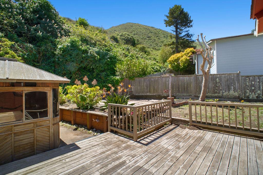 235 Modoc Place Pacifica, CA 94044 - Photo 12 of 38