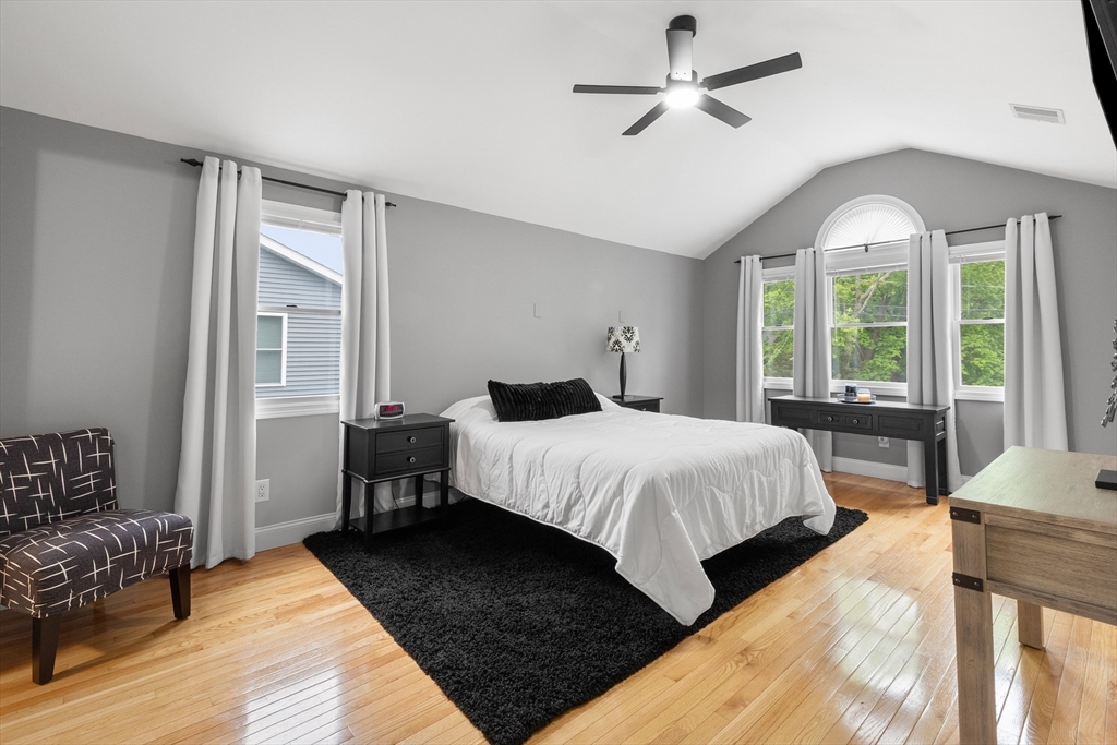 21 Leggs Hill Road Marblehead, MA 01945 - Photo 16 of 38 a bed room with a bed and a couch