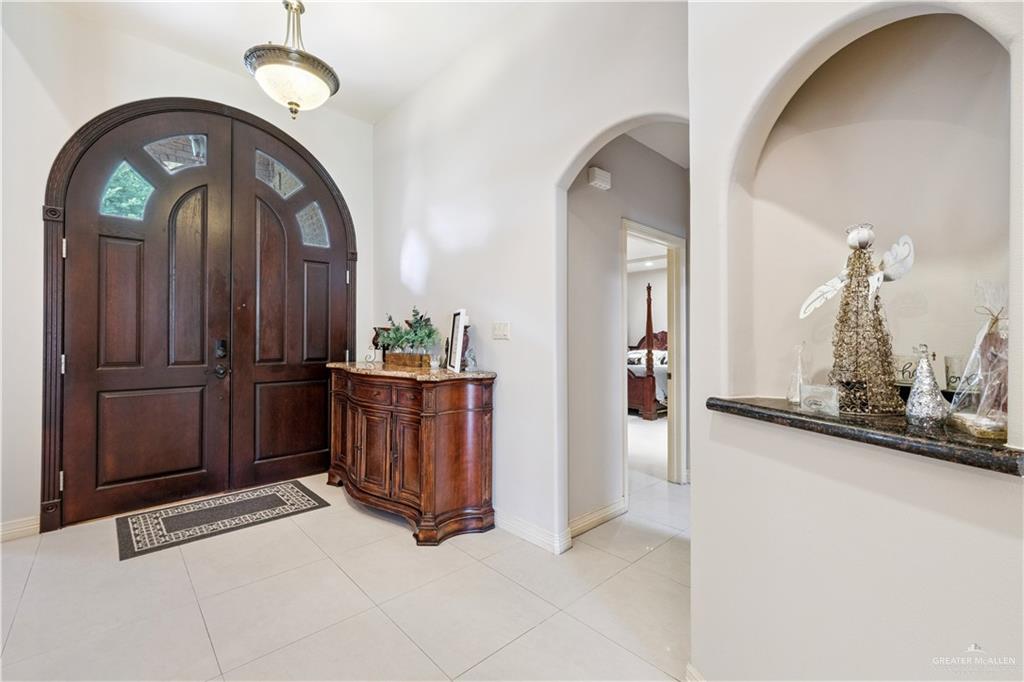 2005 East 28th Street Mission, TX 78574 - Photo 2 of 28