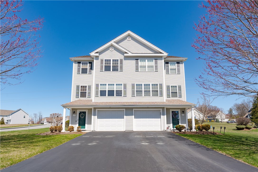 27 Streamview Drive Cumberland, RI 02864 - Photo 4 of 42
