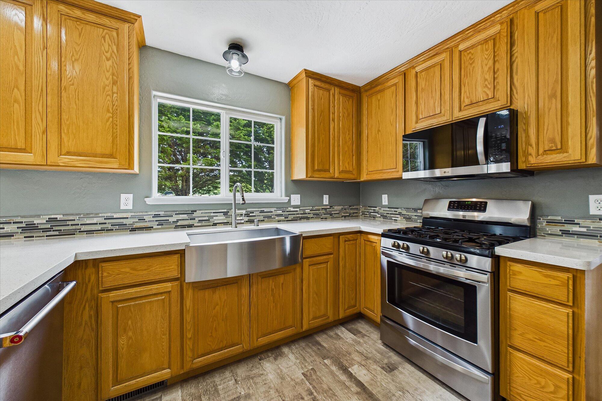 833 Springville Avenue Fortuna, CA 95540 - Photo 19 of 55