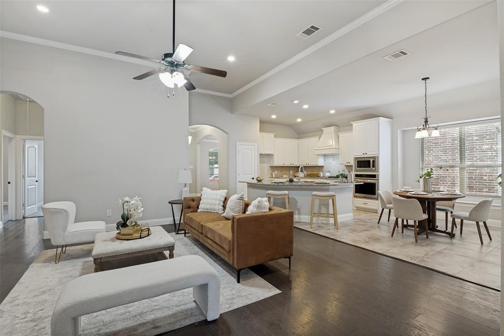 1815 Drake Drive Allen, TX 75002 - Photo 5 of 25