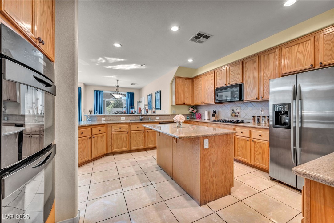 8929 Glenistar Gate Avenue Las Vegas, NV 89143 - Photo 15 of 96