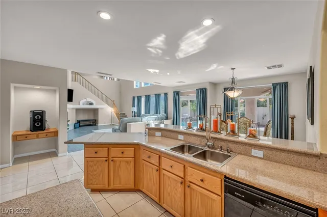 $1,175,000 | 8929 Glenistar Gate Avenue, Las Vegas, NV 89143