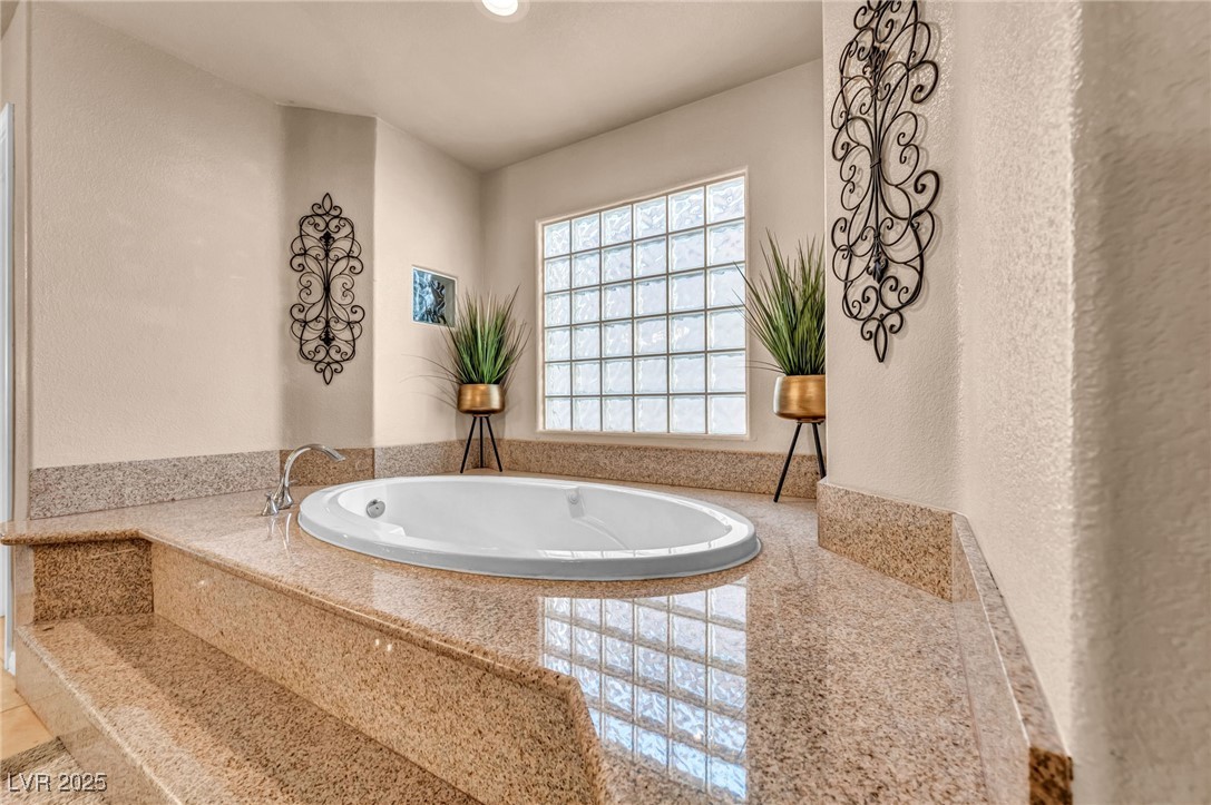 8929 Glenistar Gate Avenue Las Vegas, NV 89143 - Photo 43 of 96