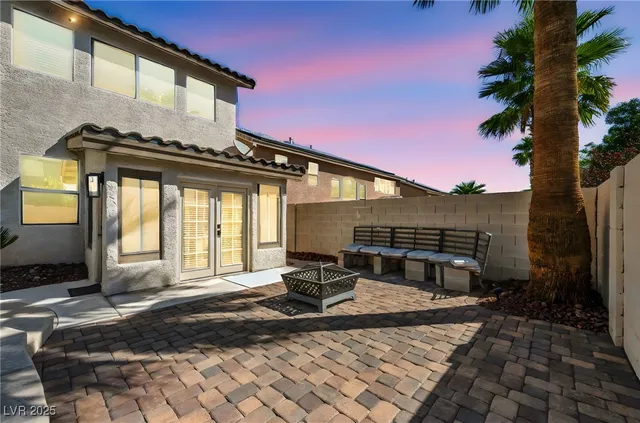 $1,175,000 | 8929 Glenistar Gate Avenue, Las Vegas, NV 89143