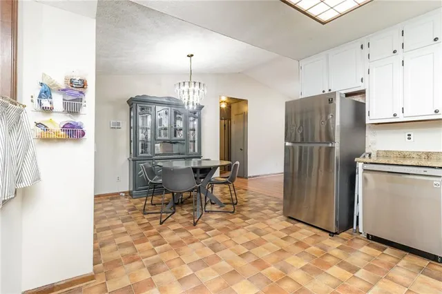 $249,500 | 824 Cedar Lake Drive Southeast, Conyers, GA 30094