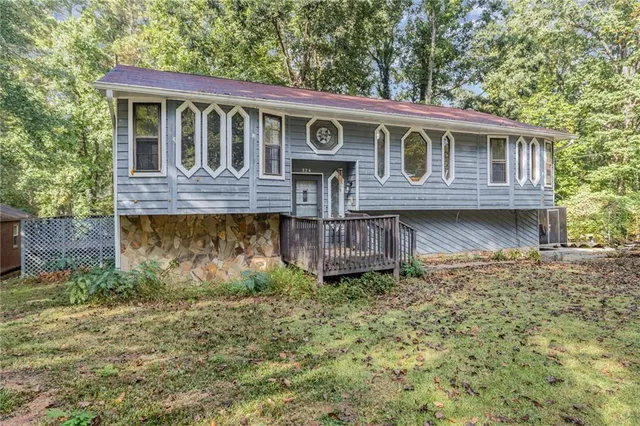 $249,500 | 824 Cedar Lake Drive Southeast, Conyers, GA 30094