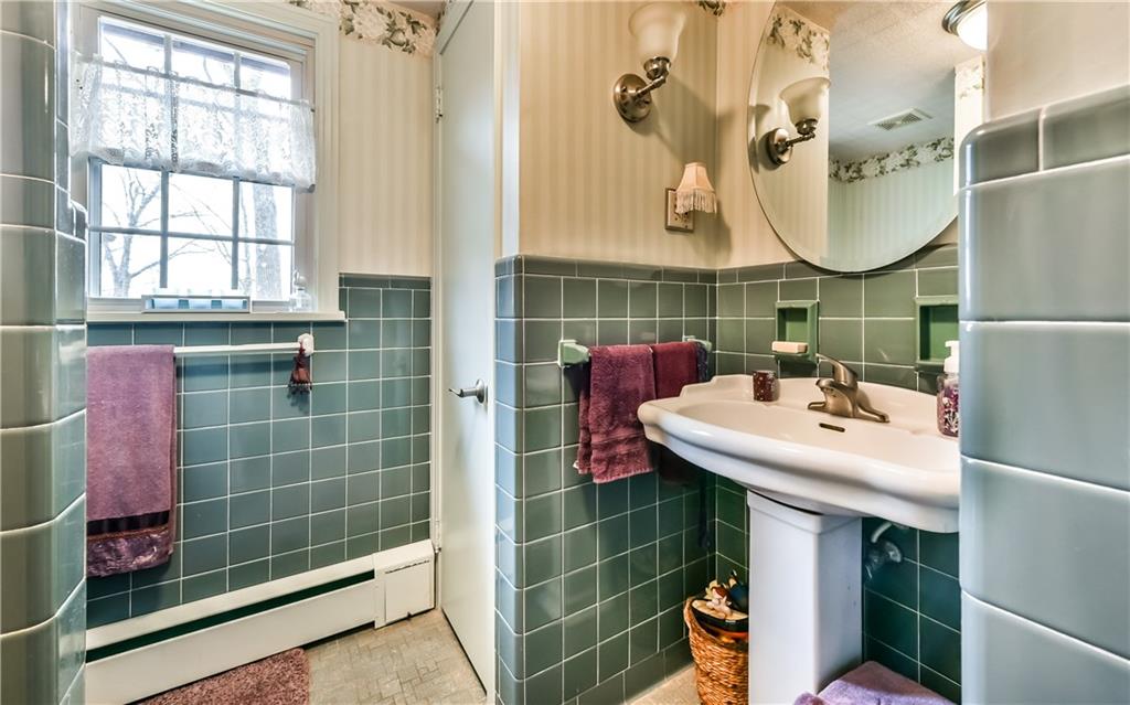 3923 Gibsonia Road Gibsonia, PA 15044 - Photo 19 of 25 Gallery Image 19