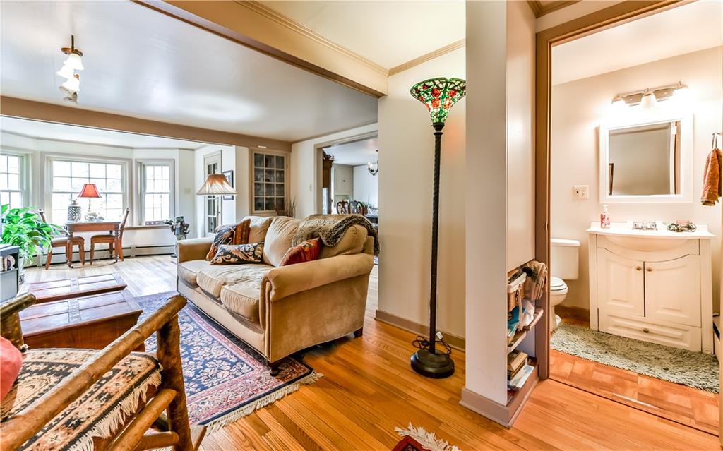 3923 Gibsonia Road Gibsonia, PA 15044 - Photo 4 of 25 Gallery Image 4