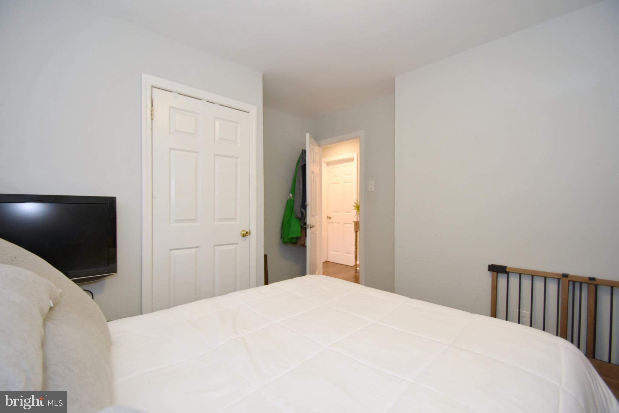216 East Rudderow Avenue Maple Shade, NJ 08052 - Photo 23 of 43