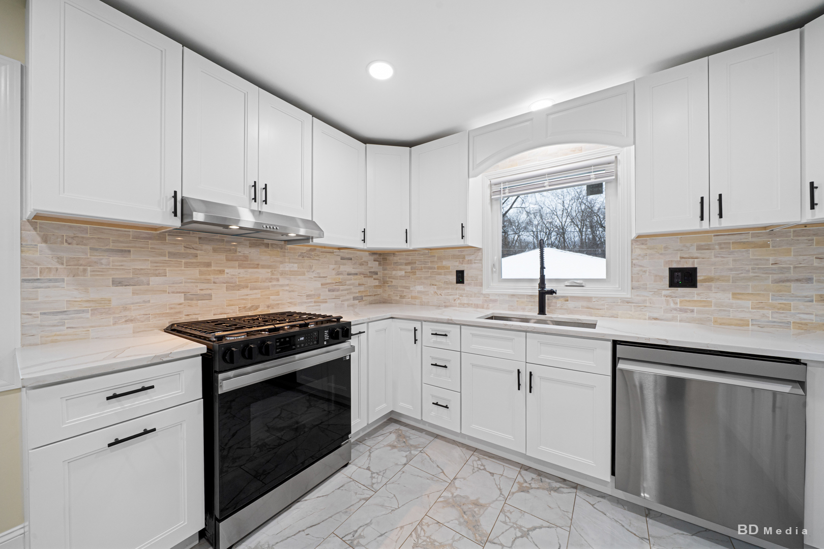 14430 Ridgeway Avenue Midlothian, IL 60445 - Photo 9 of 27