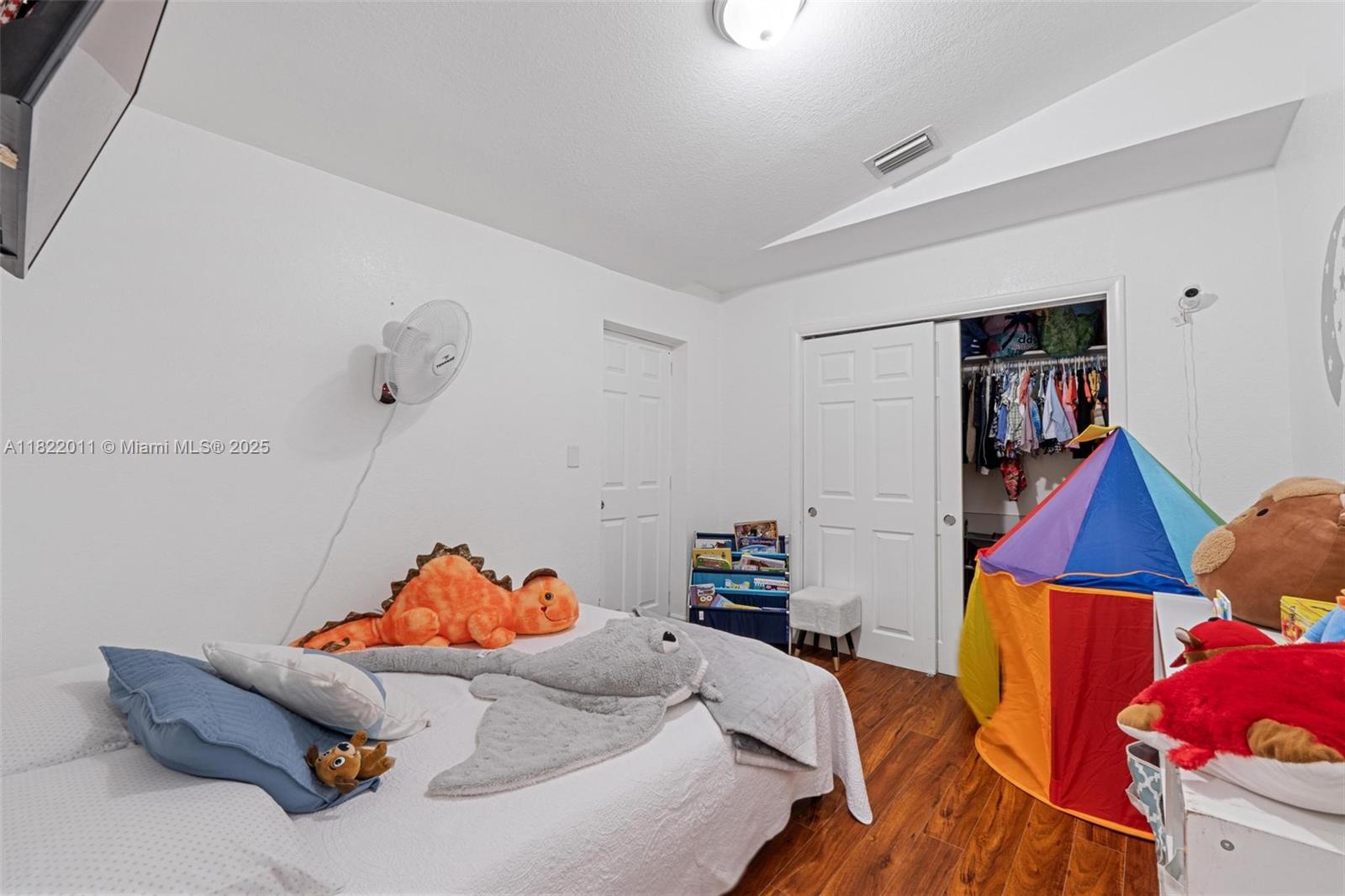 230 West 47th Street Hialeah, FL 33012 - Photo 33 of 58 a living room with furniture