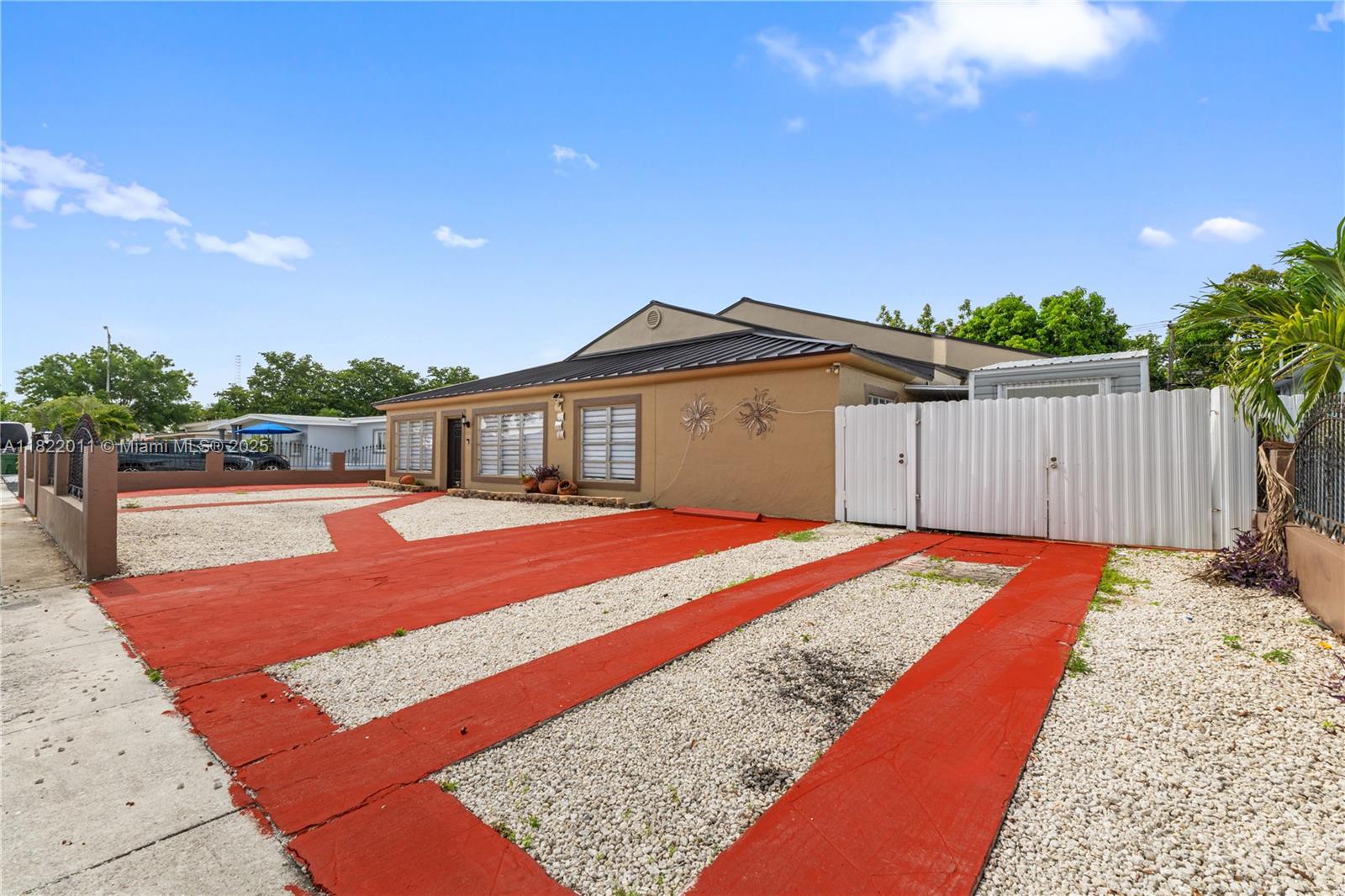 230 West 47th Street Hialeah, FL 33012 - Photo 4 of 58