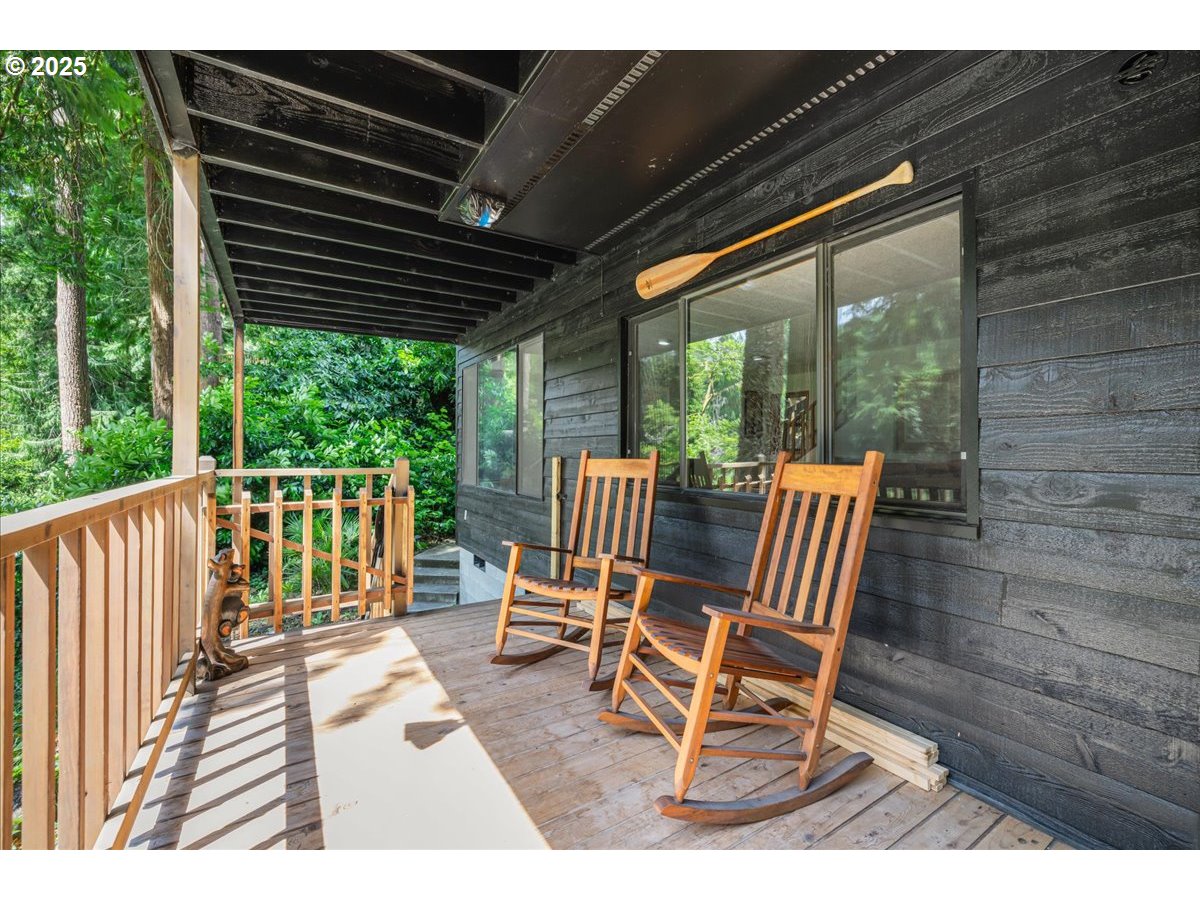 1717 Kalama River Road Kalama, WA 98625 - Photo 32 of 48 a view of a chairs and table in the patio