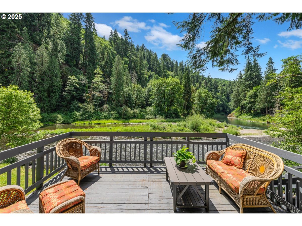 1717 Kalama River Road Kalama, WA 98625 - Photo 36 of 48