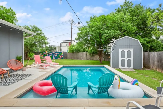$3,100 | 11011 Jordan Lane, Austin, TX 78758