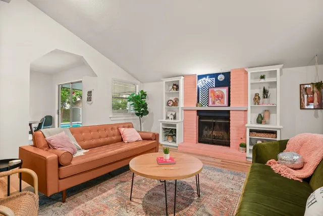 $3,100 | 11011 Jordan Lane, Austin, TX 78758