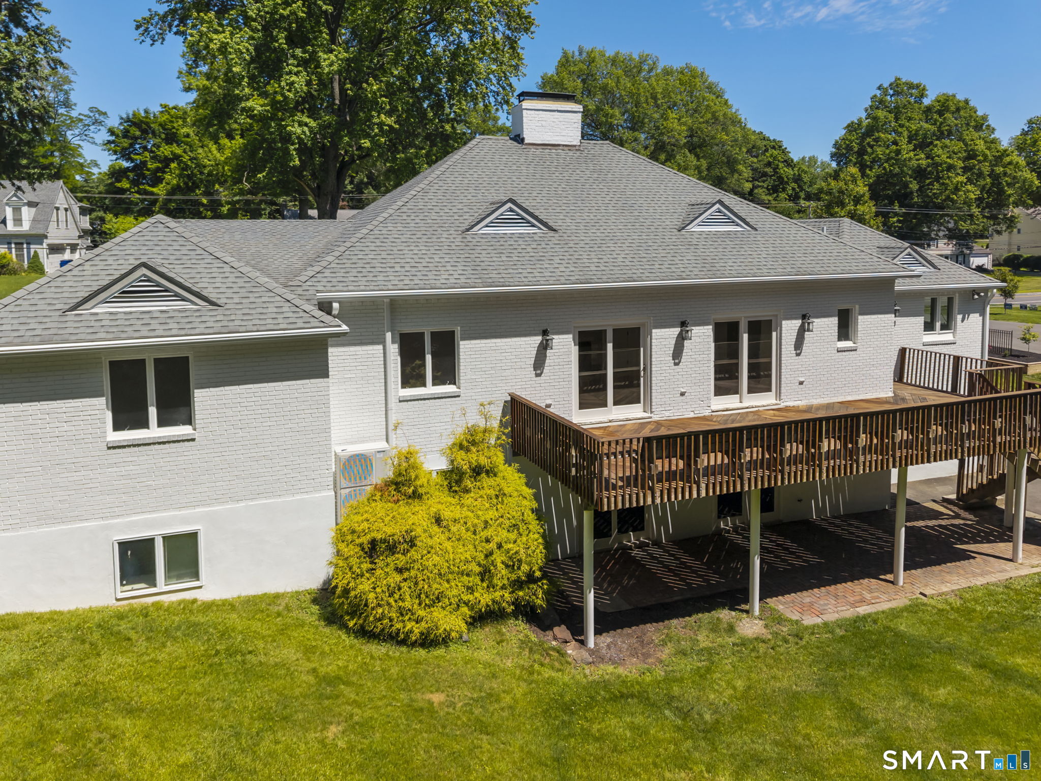 61 Flagg Road West Hartford, CT 06117 - Photo 37 of 39