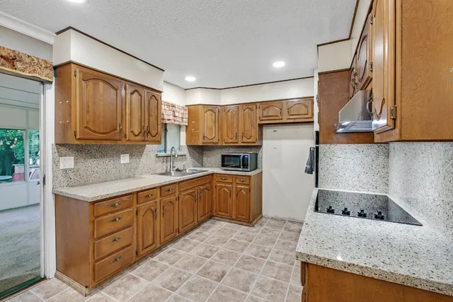 $888,888 | 458 Southside Drive, San Jose, CA 95111