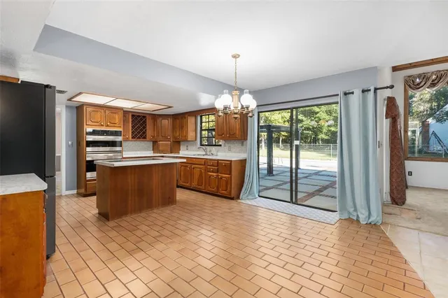 $720,000 | 4621 Northwest 71 Boulevard, Gainesville, FL 32606