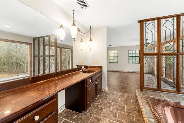 $720,000 | 4621 Northwest 71 Boulevard, Gainesville, FL 32606