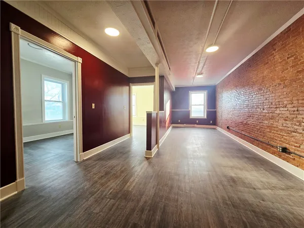 $1,500 | 27 East Main Street, Unit 201, Waterloo, NY 13165
