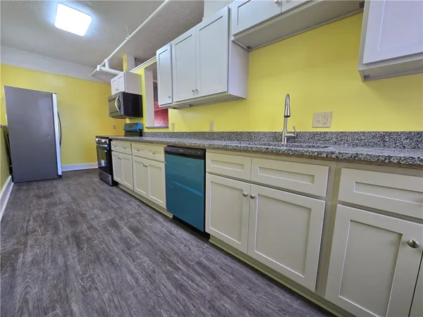 $1,500 | 27 East Main Street, Unit 201, Waterloo, NY 13165