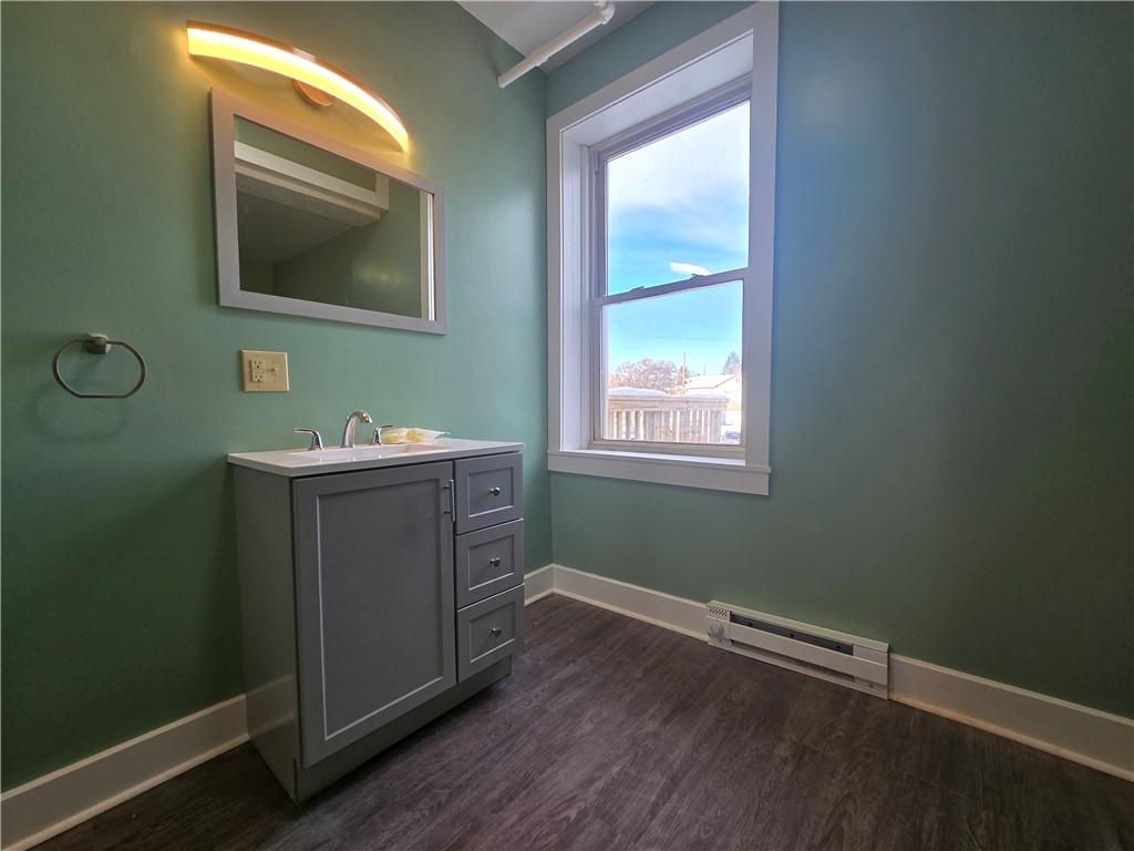 27 East Main Street, Unit 201 Waterloo, NY 13165 - Photo 9 of 13