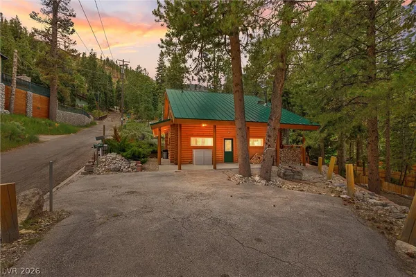$819,000 | 401 Alpine Way, Mount Charleston, NV 89124
