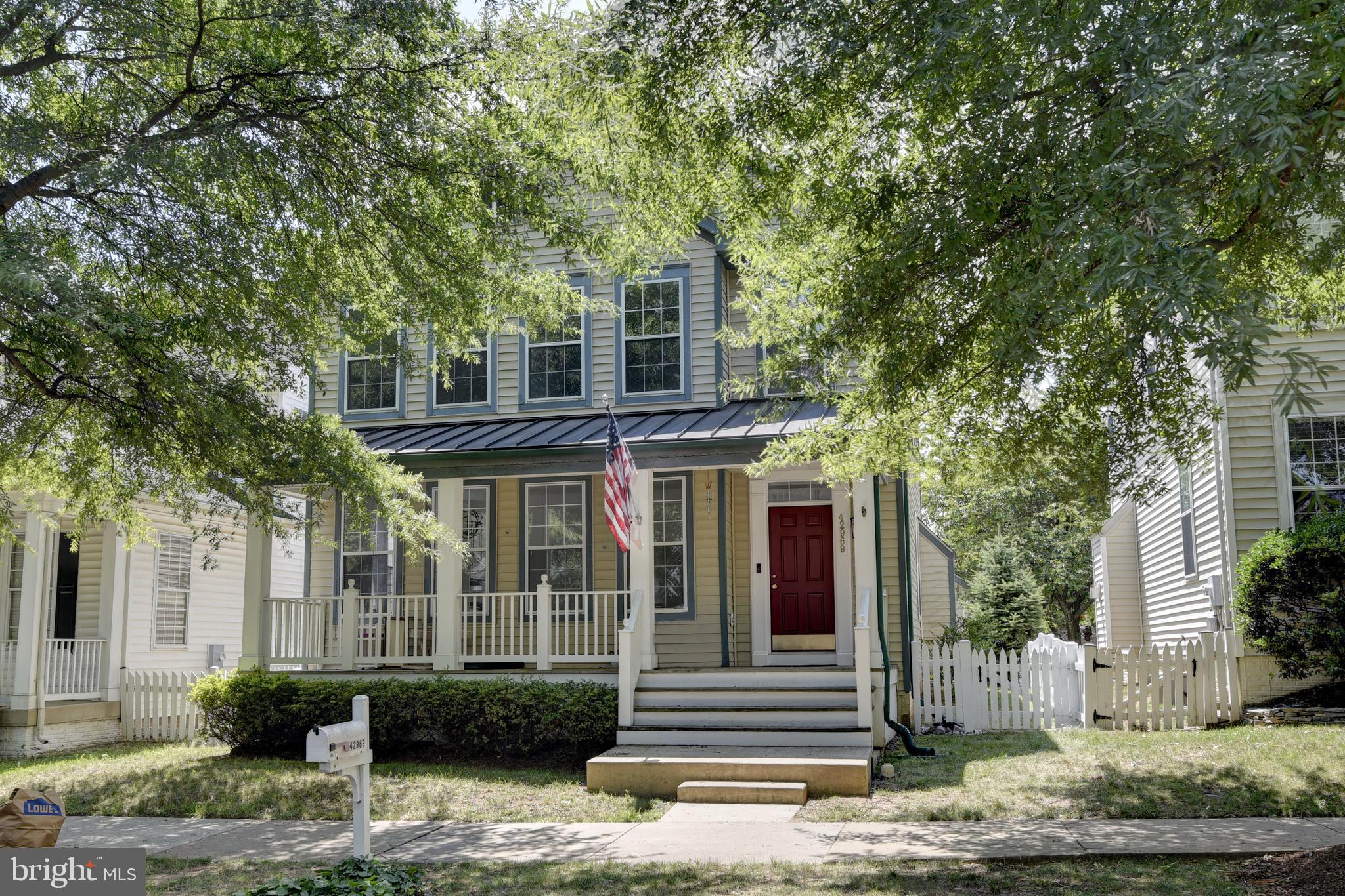 42969 Chesterton Street Ashburn, VA 20147 - Photo 1 of 29