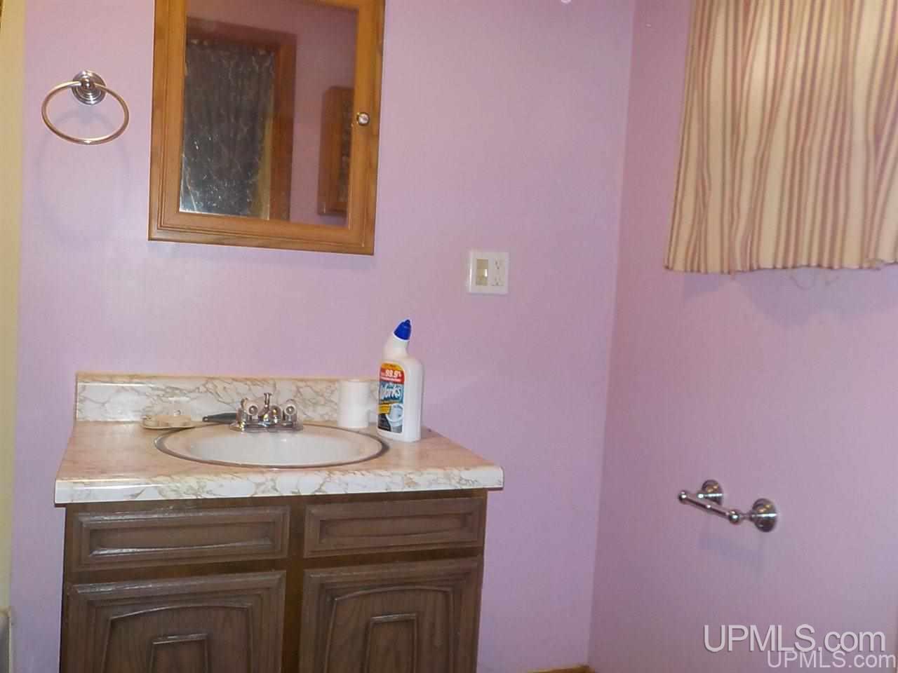 105 Park City Road Amasa, MI 49903 - Photo 11 of 33