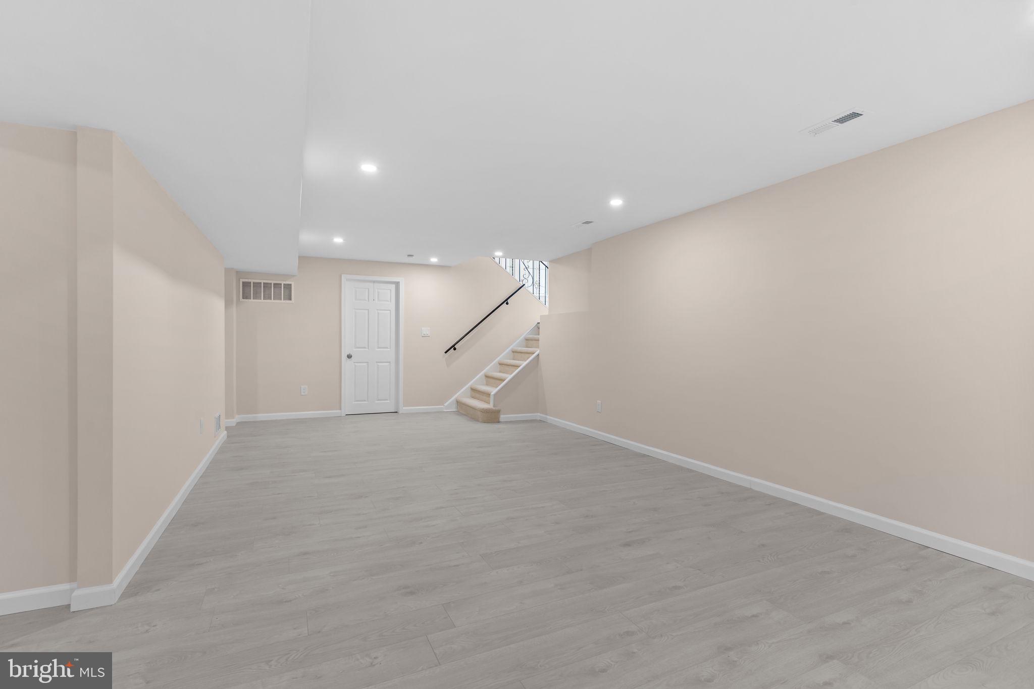 100 East Endfield Road Feasterville-Trevose, PA 19053 - Photo 28 of 53