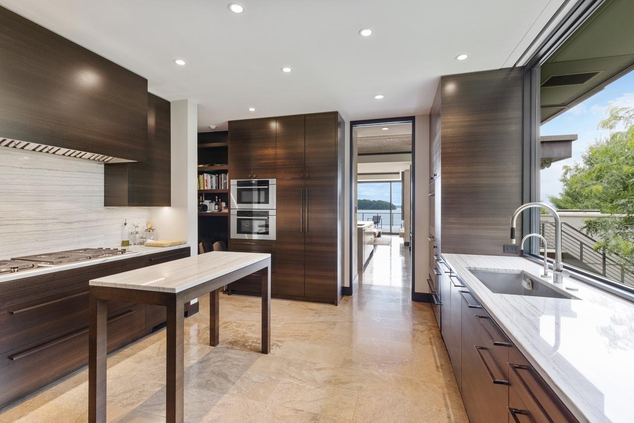 20670 Linwood Road Deephaven, MN 55331 - Photo 17 of 52