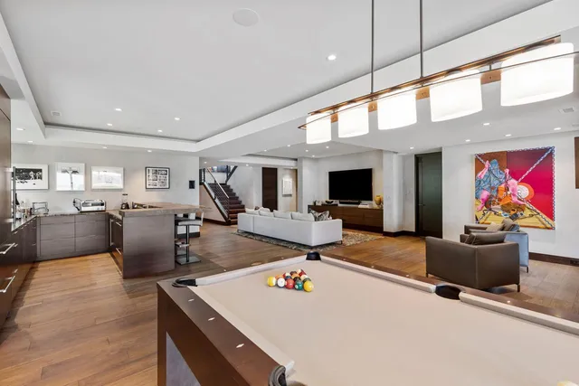 $22,000,000 | 20670 Linwood Road, Deephaven, MN 55331